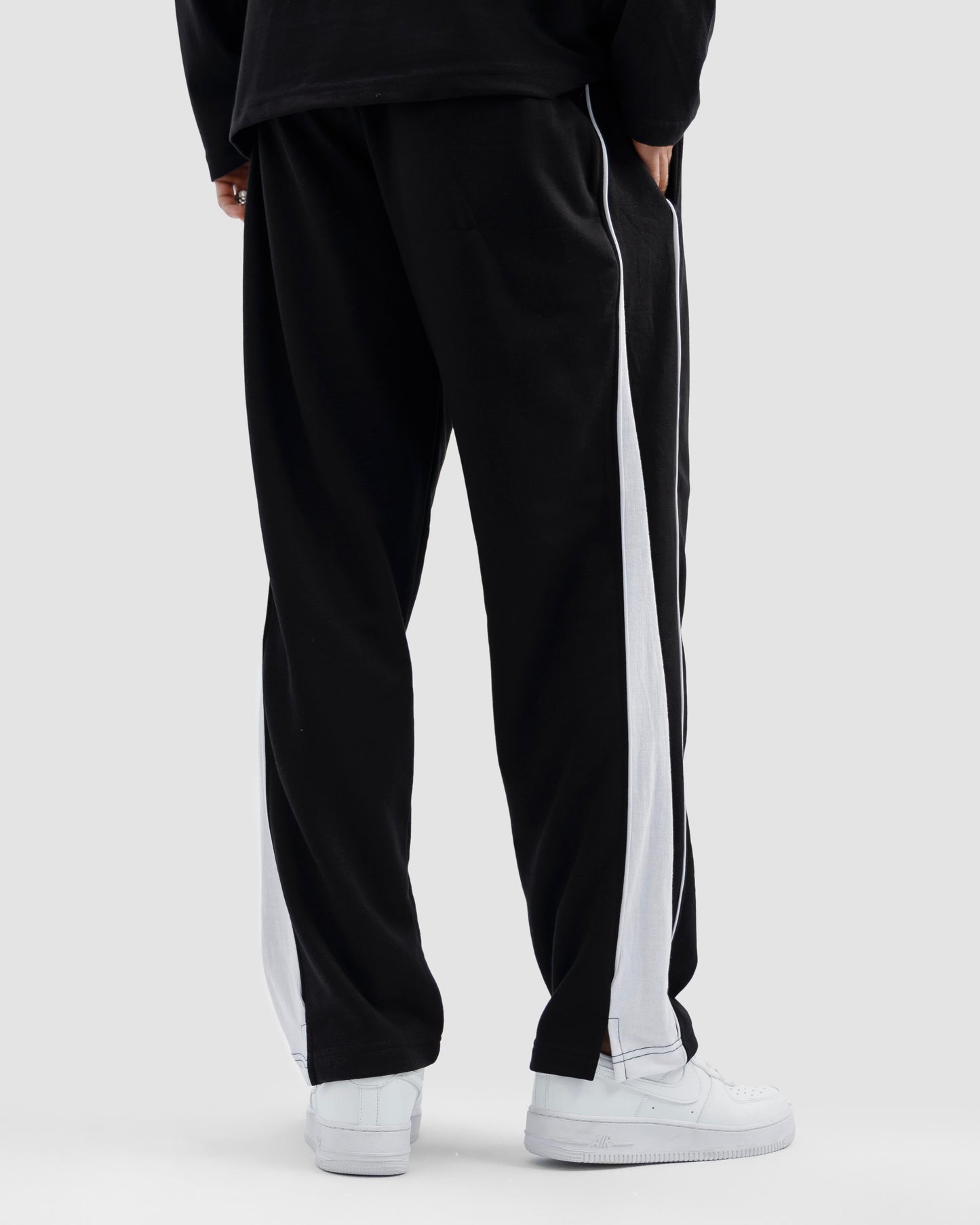 Straight Trousers With Piping Detail