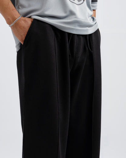 Black Pleated Essential Trousers