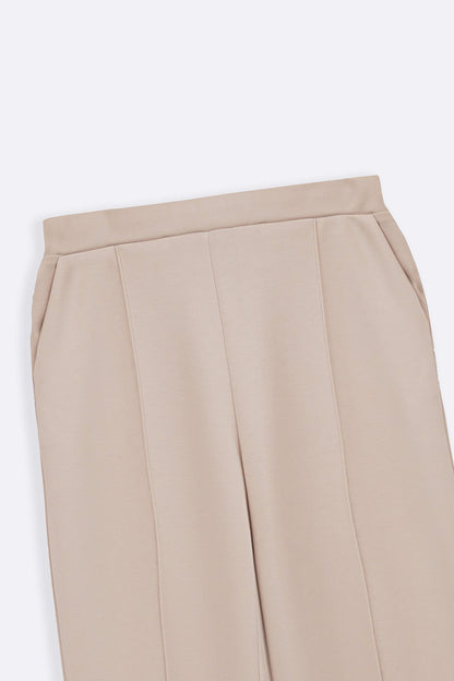 STRAIGHT LOOSE TROUSERS